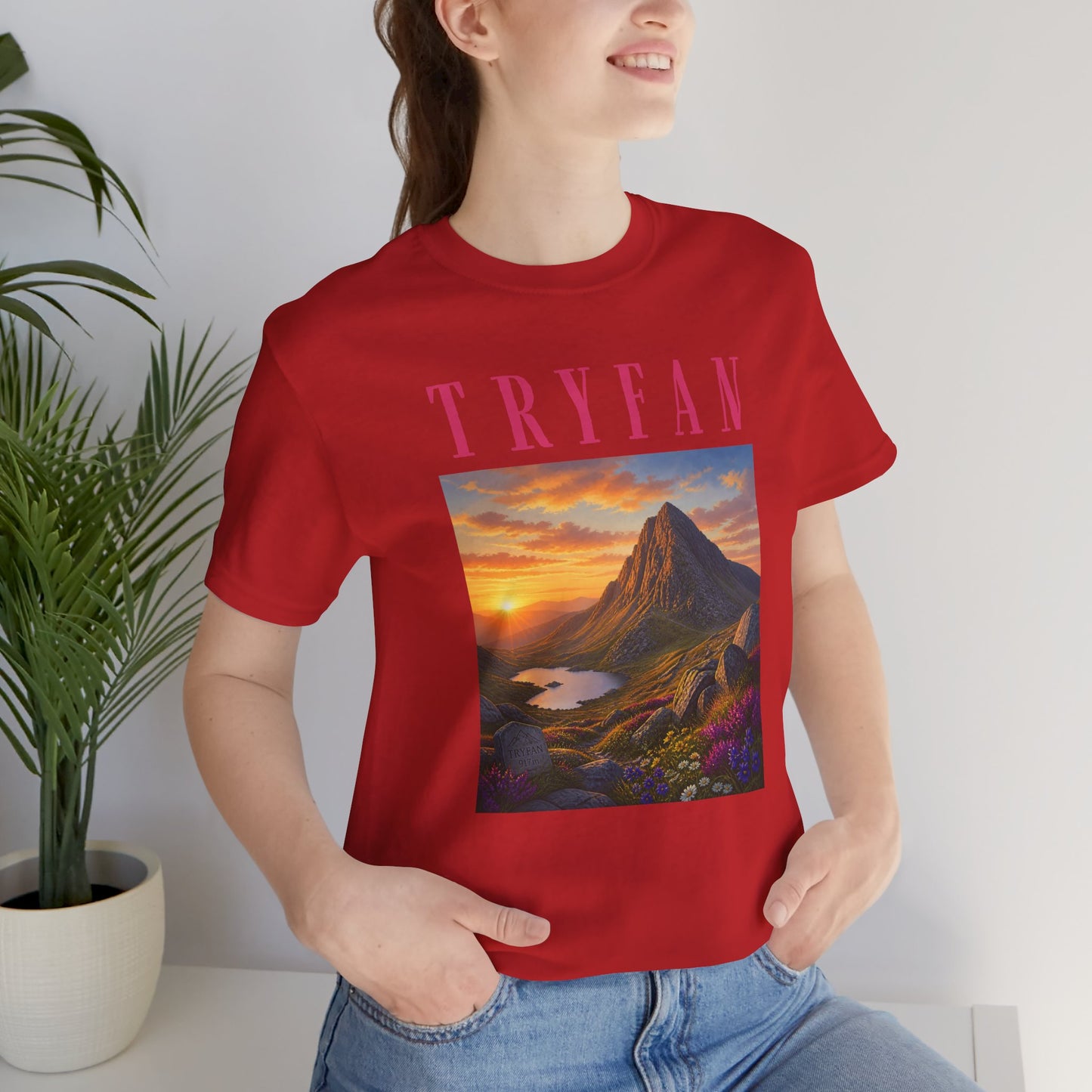 Tryfan Mountain Tee — Scenic Sunset Landscape T‑Shirt