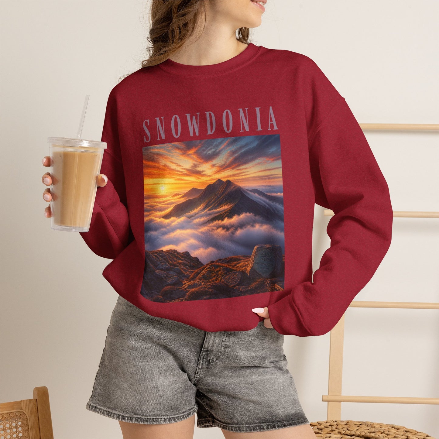 Snowdonia Sunset Crewneck Sweatshirt — Scenic Mountain Graphic