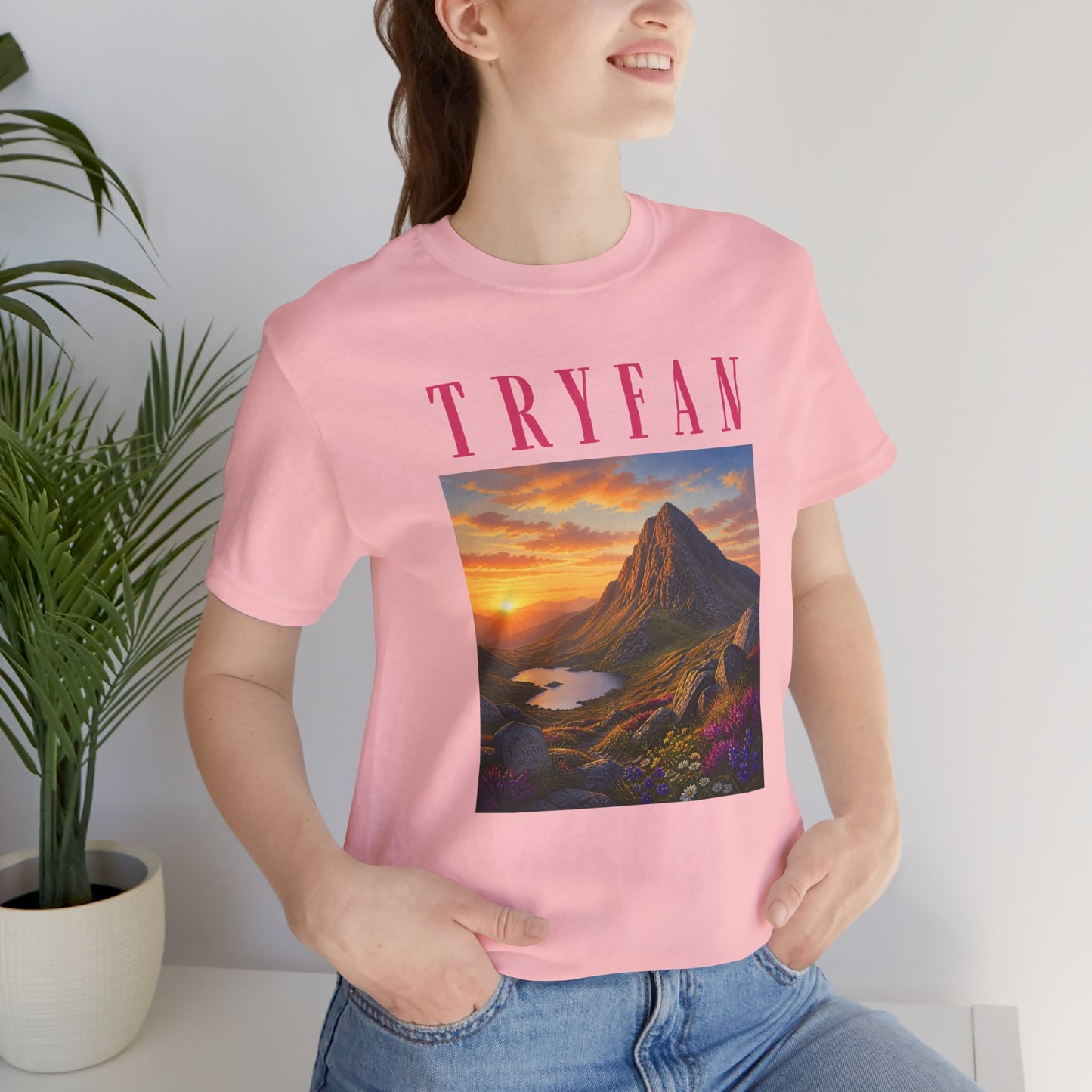 Tryfan Mountain Tee — Scenic Sunset Landscape T‑Shirt