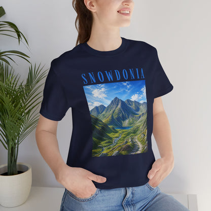 Glyderau Landscape T‑Shirt – Scenic 'SNOWDONIA' Mountain Graphic Tee