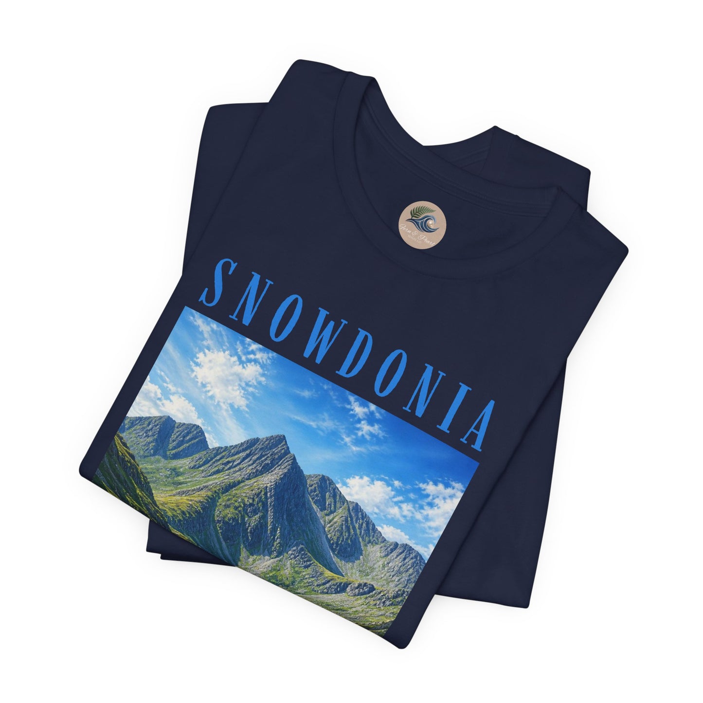 Glyderau Landscape T‑Shirt – Scenic 'SNOWDONIA' Mountain Graphic Tee
