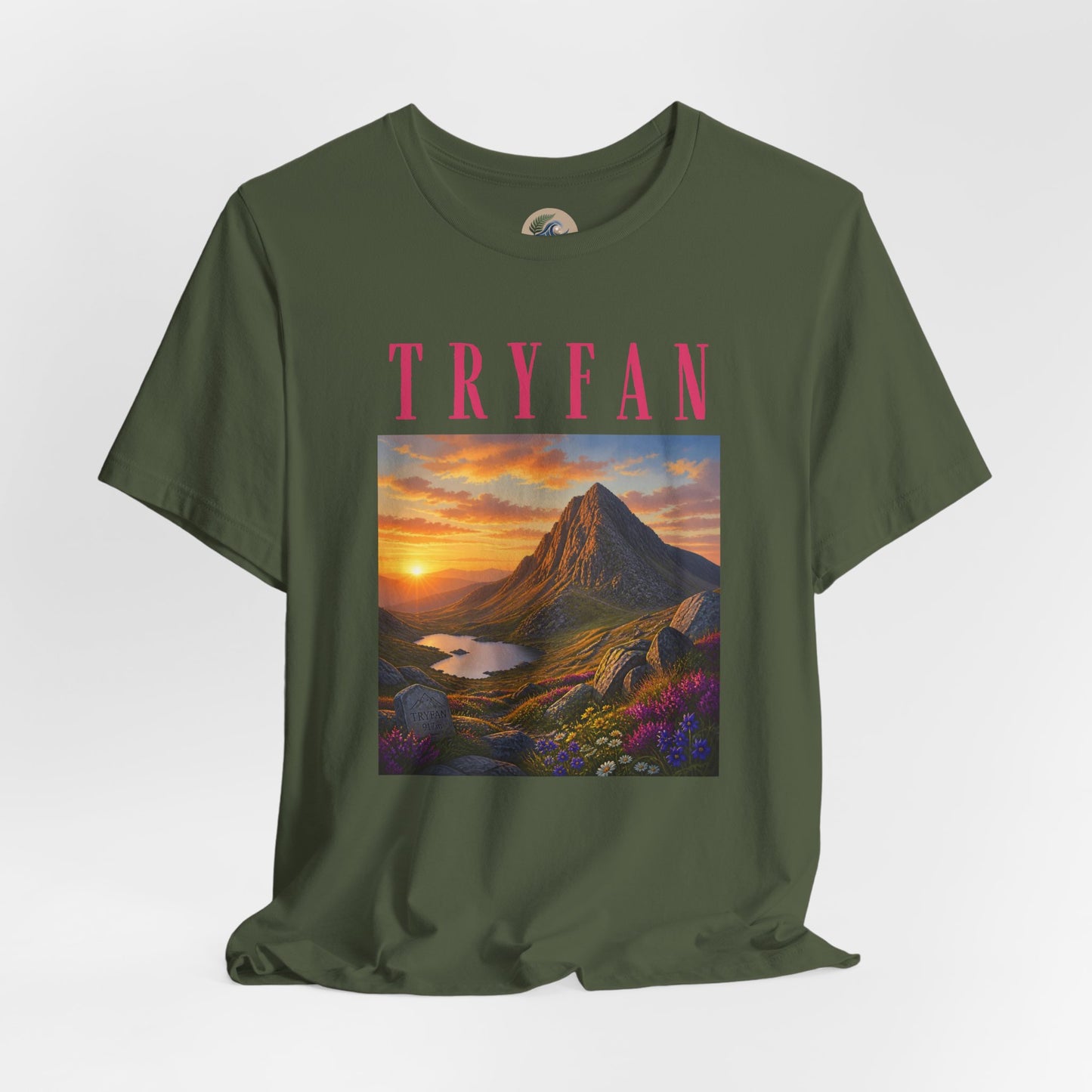 Tryfan Mountain Tee — Scenic Sunset Landscape T‑Shirt