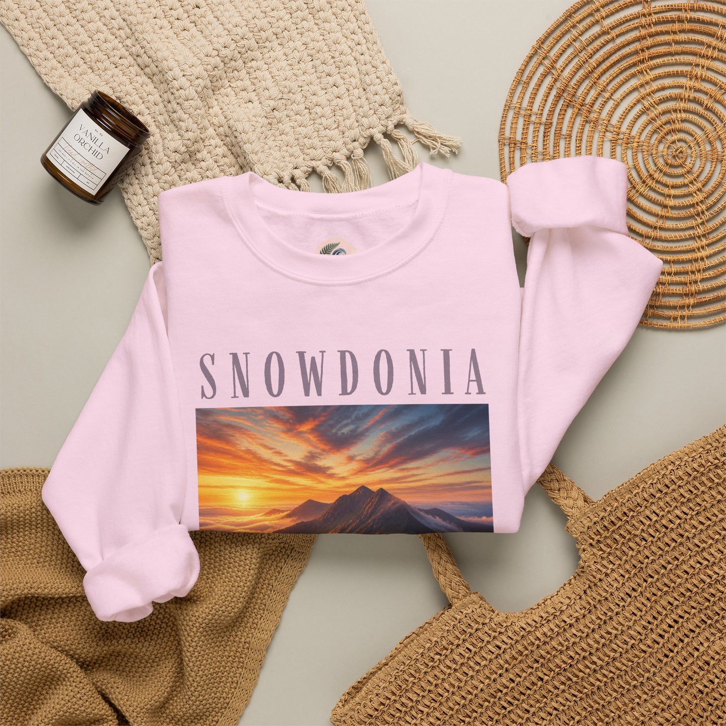 Snowdonia Sunset Crewneck Sweatshirt — Scenic Mountain Graphic