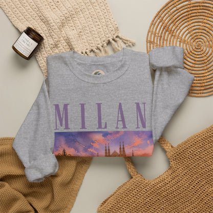 Milan Cathedral Crewneck Sweatshirt – Vintage Travel Cityscape