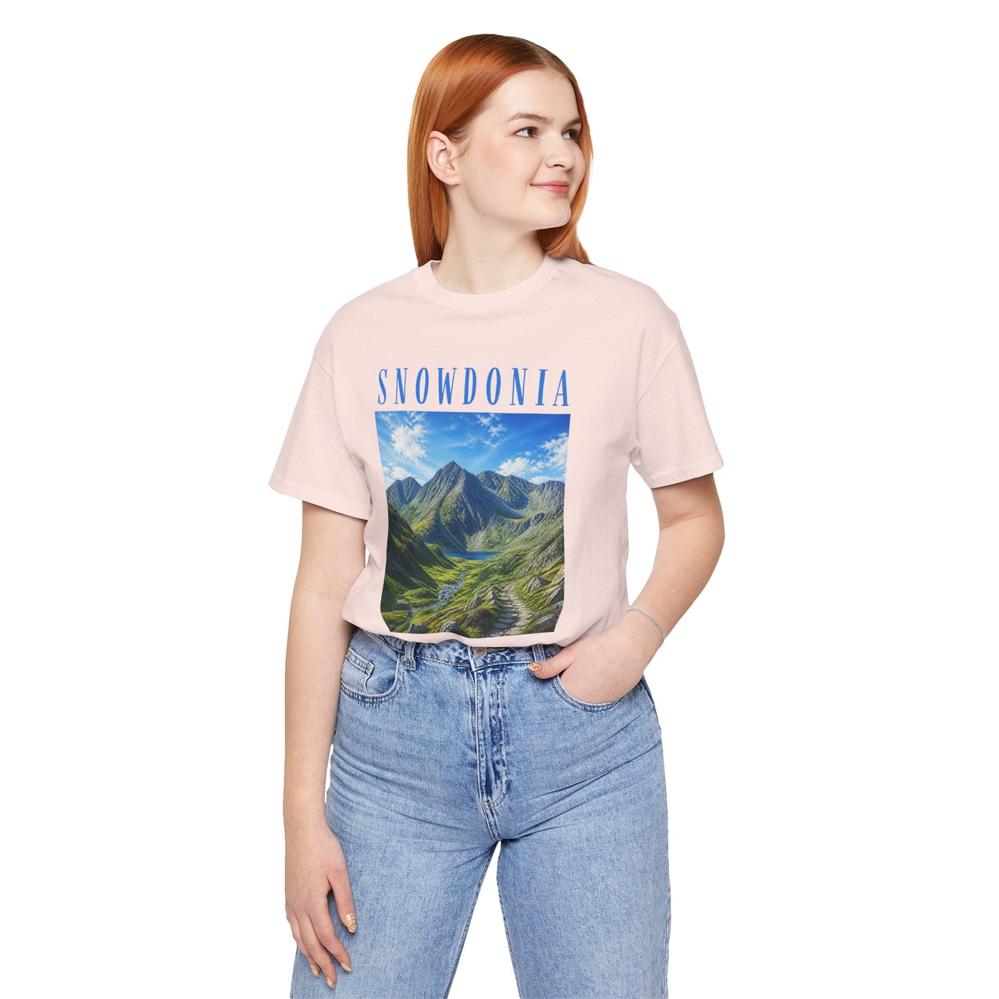 Glyderau Landscape T‑Shirt – Scenic 'SNOWDONIA' Mountain Graphic Tee