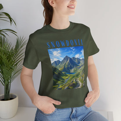 Glyderau Landscape T‑Shirt – Scenic 'SNOWDONIA' Mountain Graphic Tee