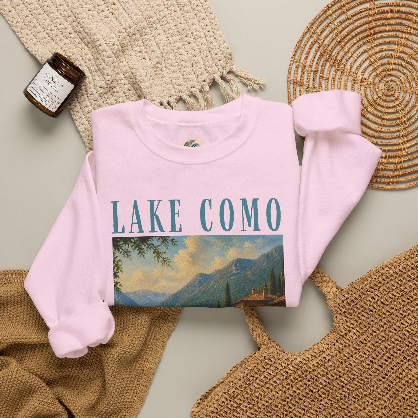 Lake Como Vintage Crewneck Sweatshirt — Scenic Italian Lake Graphic