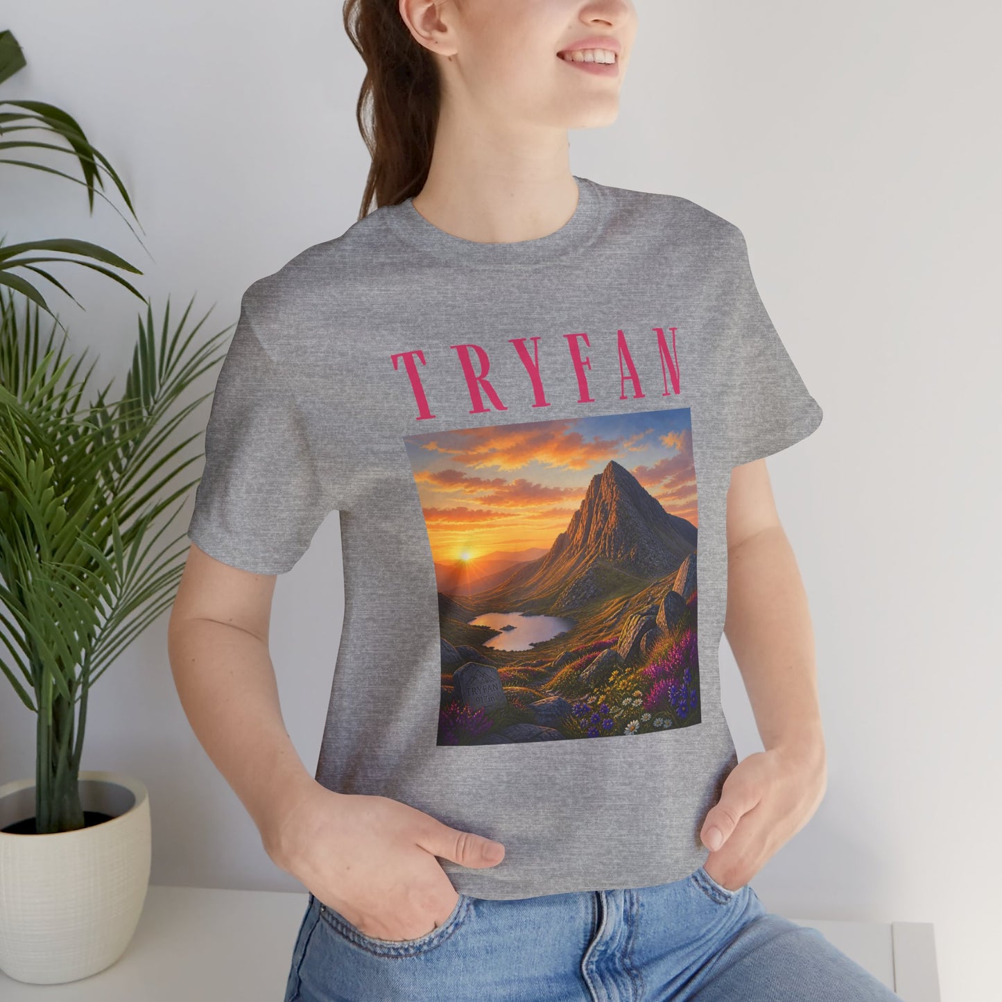 Tryfan Mountain Tee — Scenic Sunset Landscape T‑Shirt