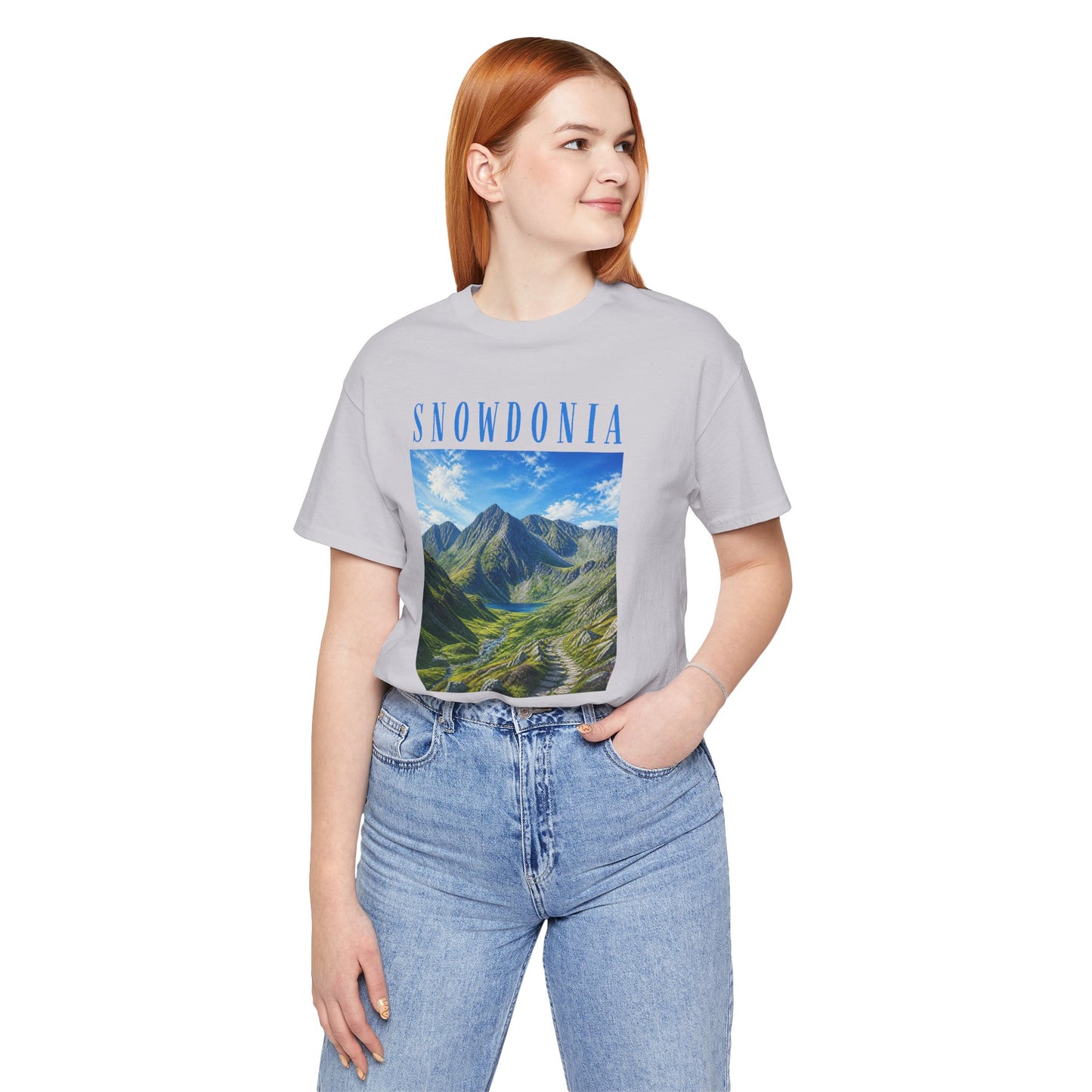 Glyderau Landscape T‑Shirt – Scenic 'SNOWDONIA' Mountain Graphic Tee