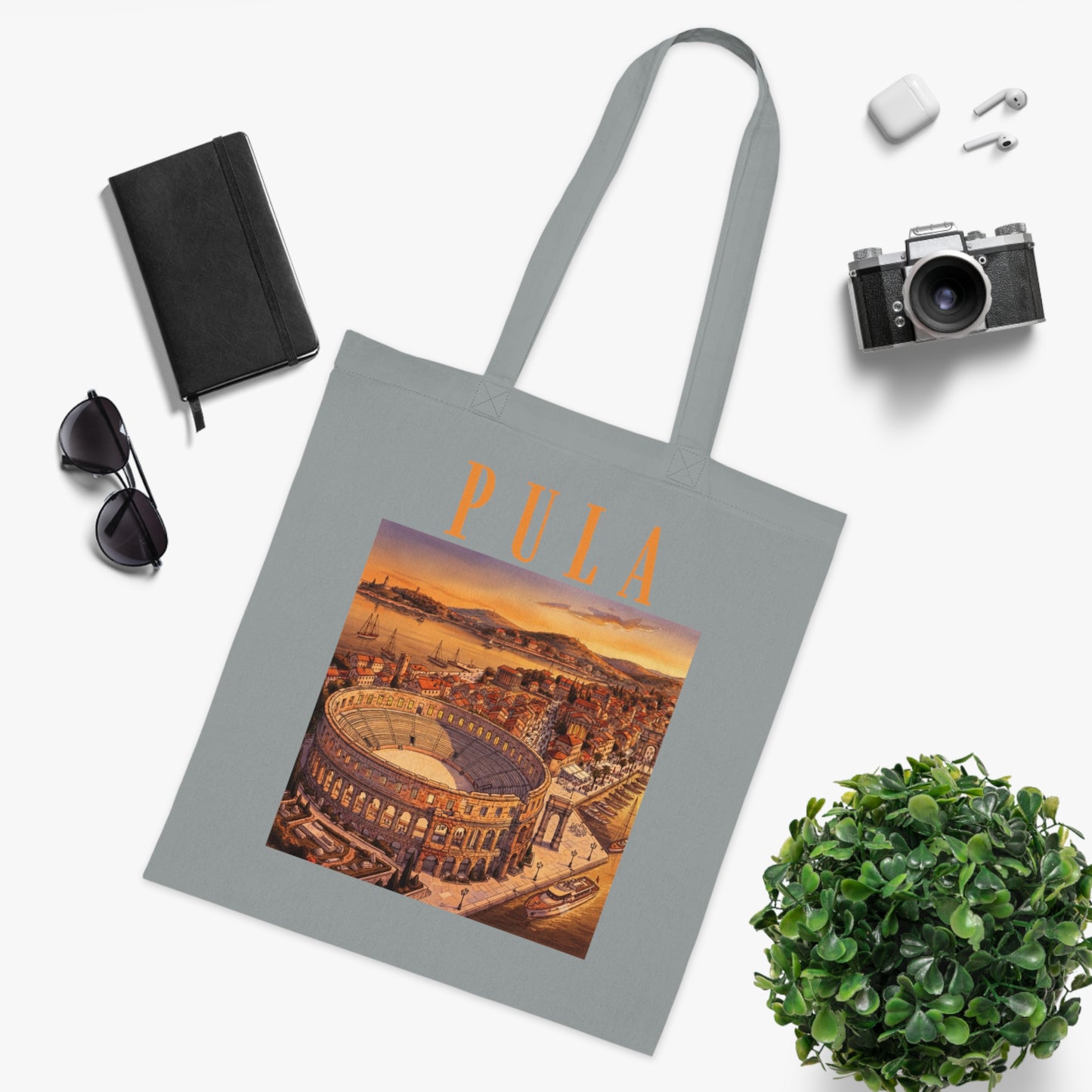 Pula Vintage Travel Tote - Retro Cityscape Cotton Bag
