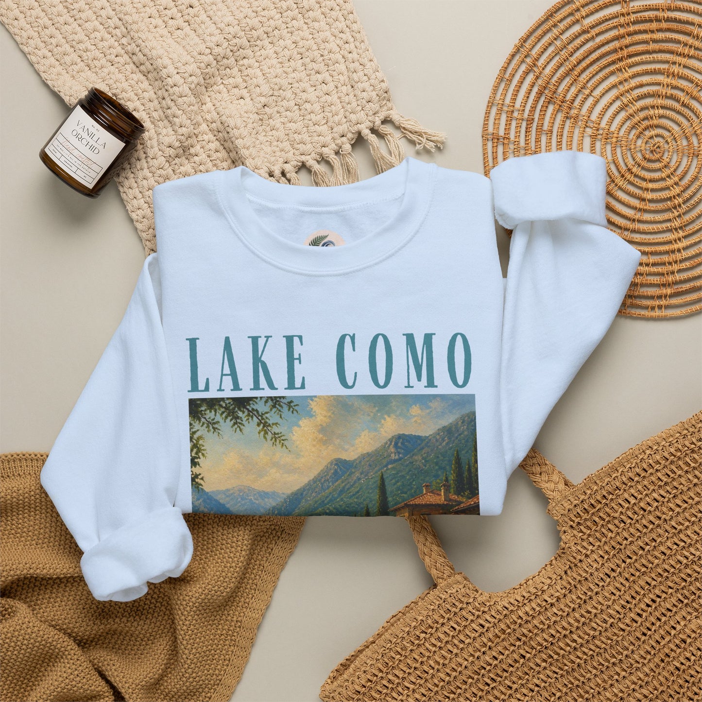 Lake Como Vintage Crewneck Sweatshirt — Scenic Italian Lake Graphic