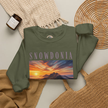 Snowdonia Sunset Crewneck Sweatshirt — Scenic Mountain Graphic