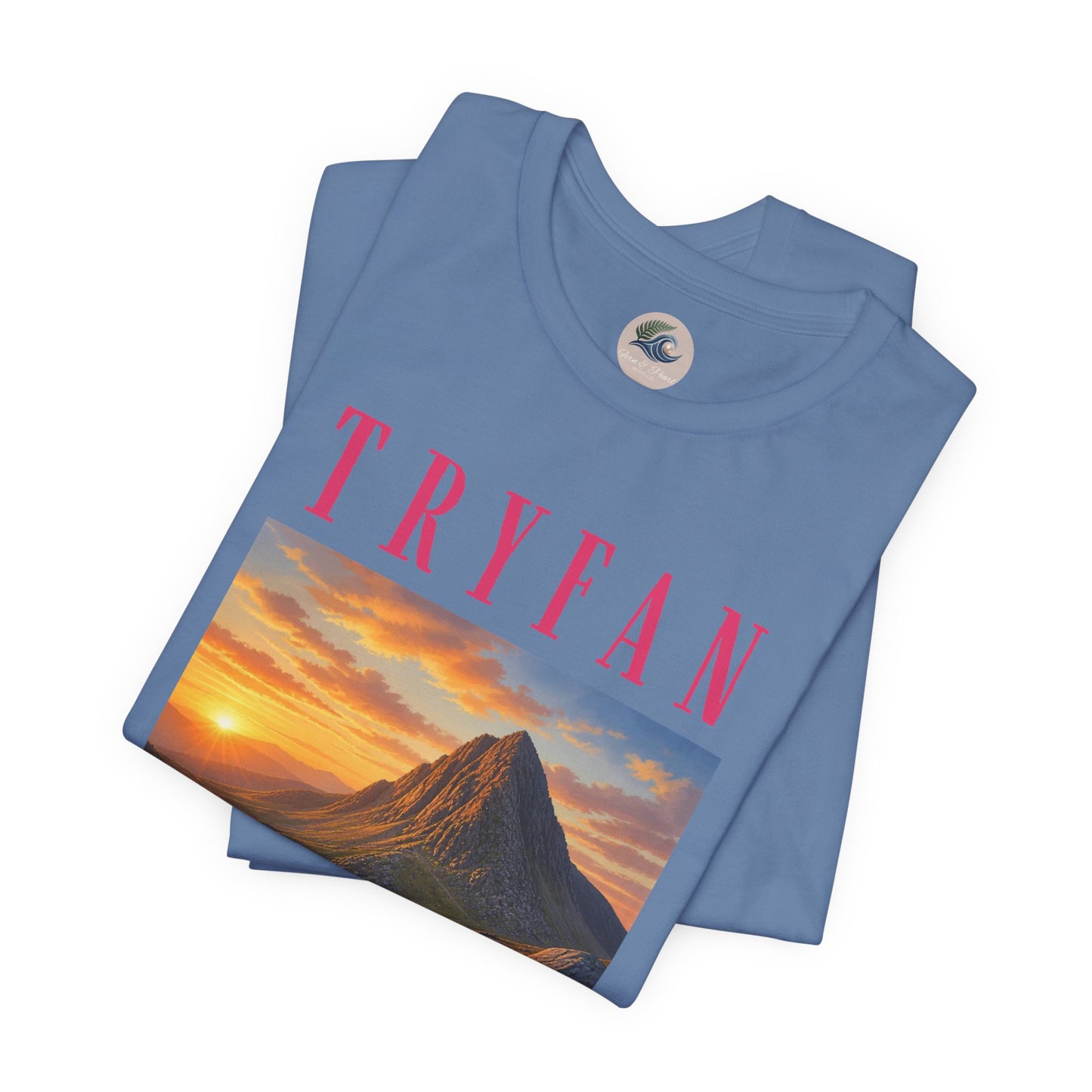 Tryfan Mountain Tee — Scenic Sunset Landscape T‑Shirt