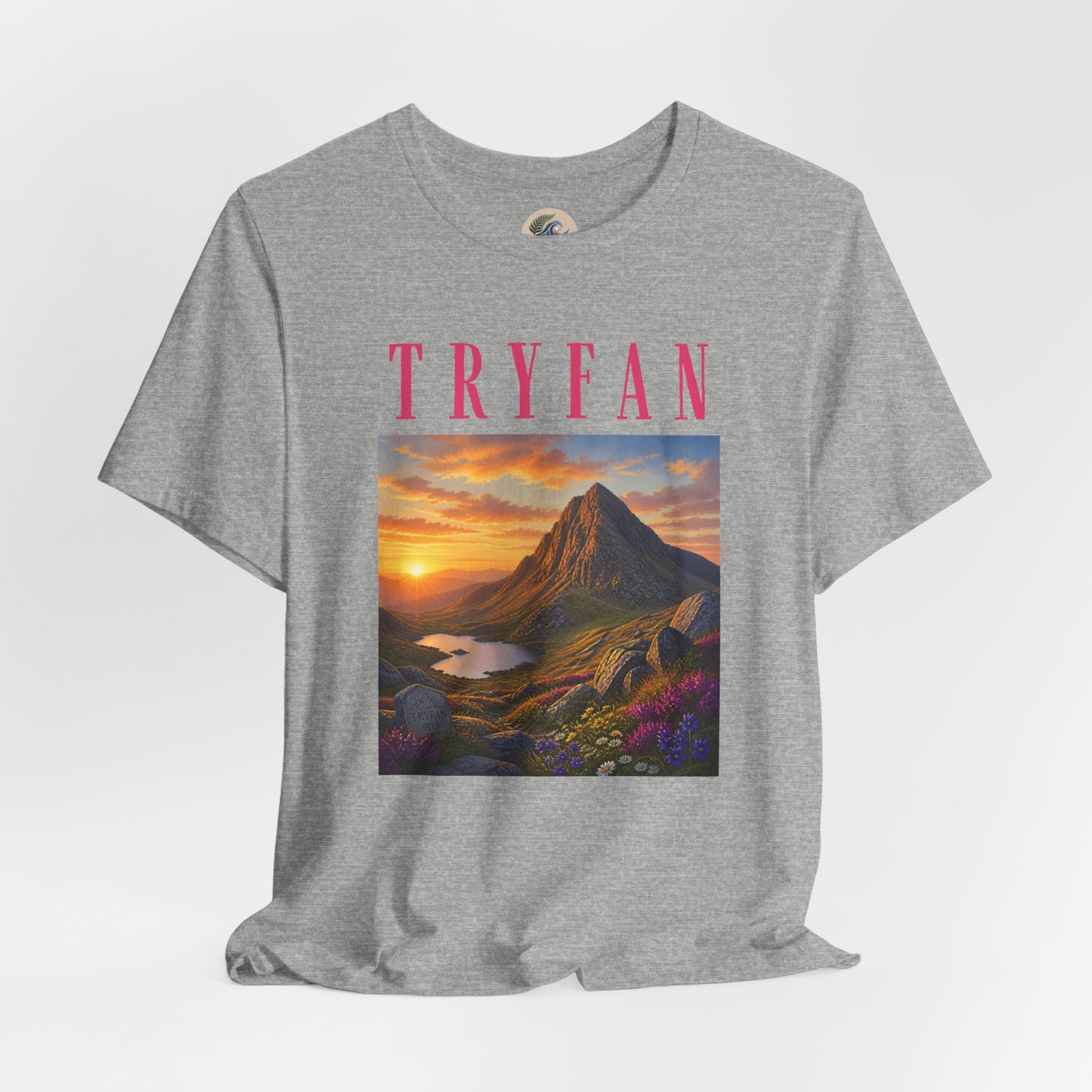Tryfan Mountain Tee — Scenic Sunset Landscape T‑Shirt