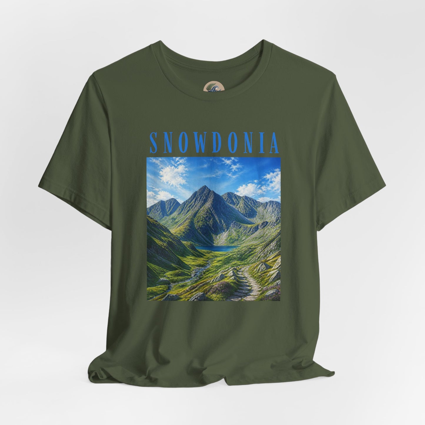 Glyderau Landscape T‑Shirt – Scenic 'SNOWDONIA' Mountain Graphic Tee