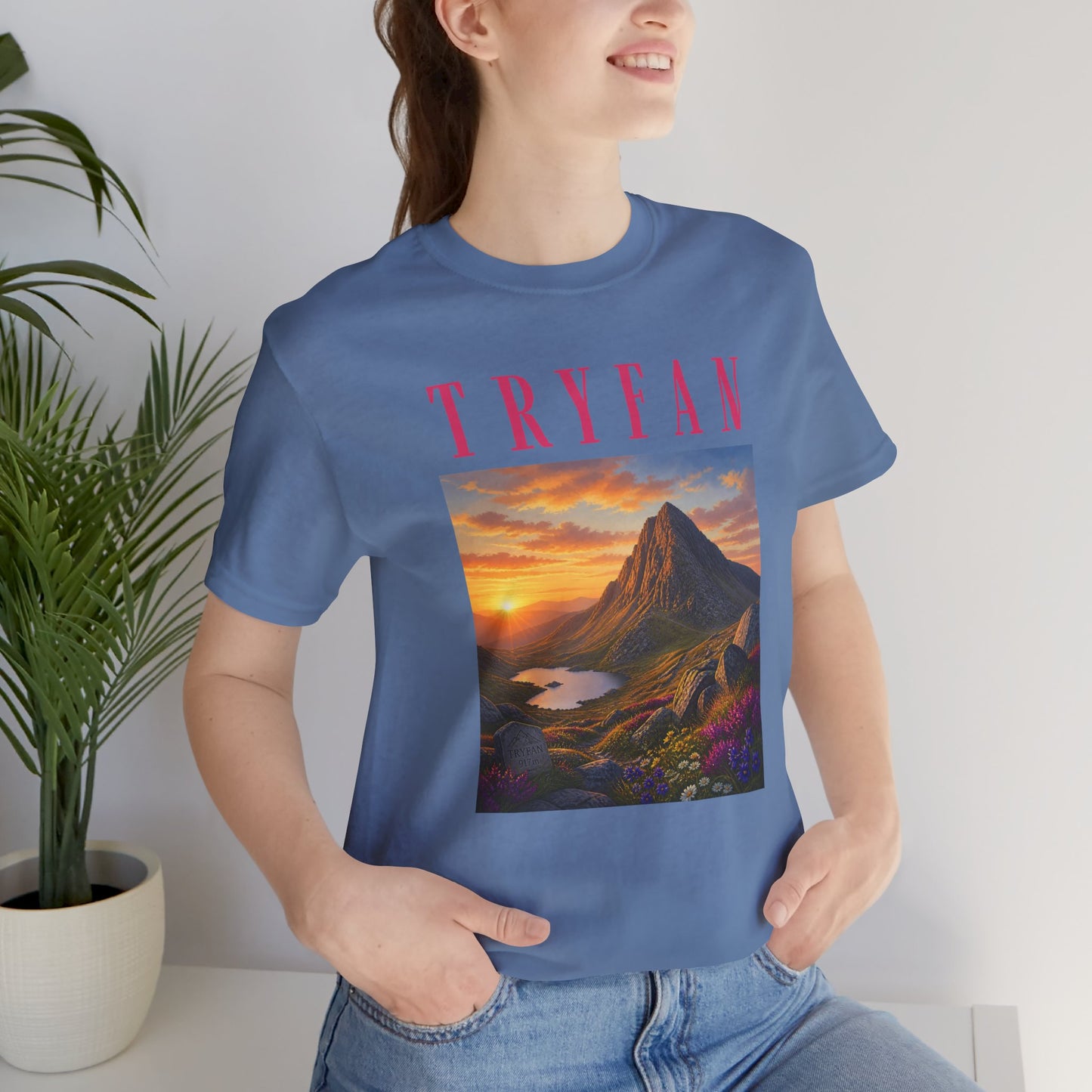 Tryfan Mountain Tee — Scenic Sunset Landscape T‑Shirt