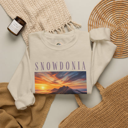 Snowdonia Sunset Crewneck Sweatshirt — Scenic Mountain Graphic