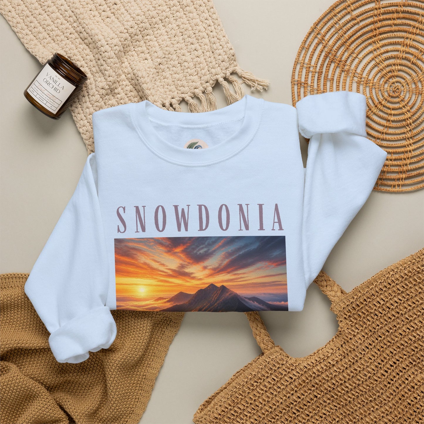 Snowdonia Sunset Crewneck Sweatshirt — Scenic Mountain Graphic