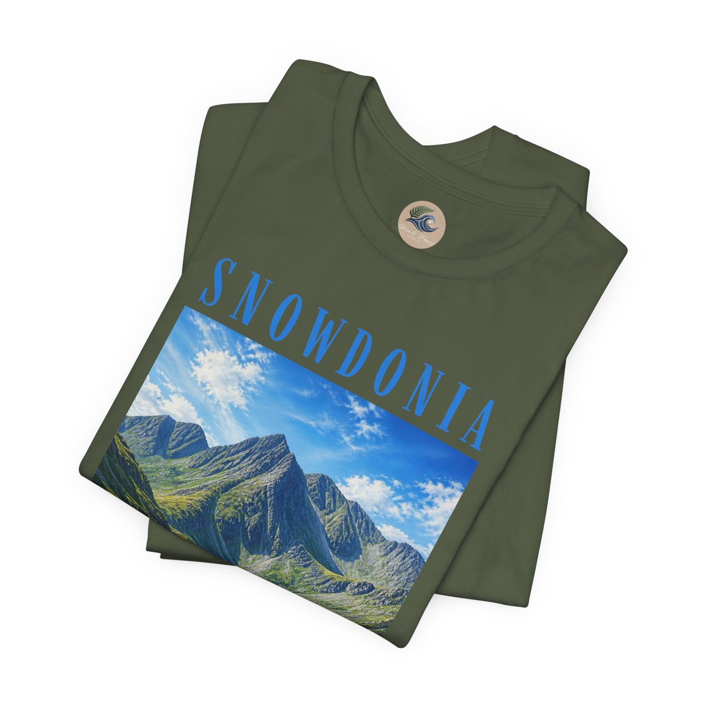 Glyderau Landscape T‑Shirt – Scenic 'SNOWDONIA' Mountain Graphic Tee