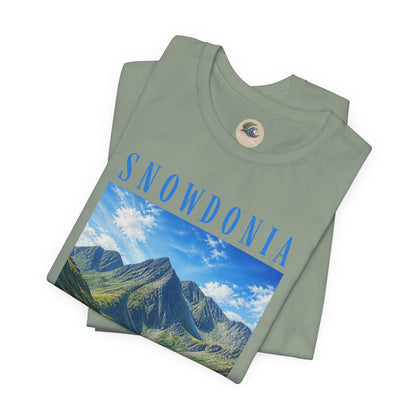 Glyderau Landscape T‑Shirt – Scenic 'SNOWDONIA' Mountain Graphic Tee